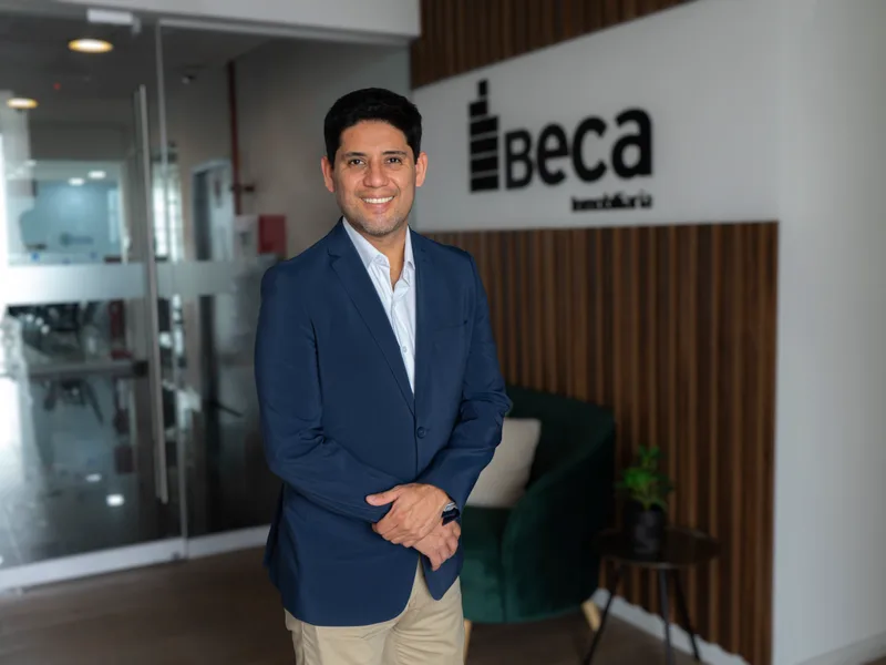 Gonzalo Gamero, Gerente Comercial y Experiencia al Cliente de BECA Inmobiliaria