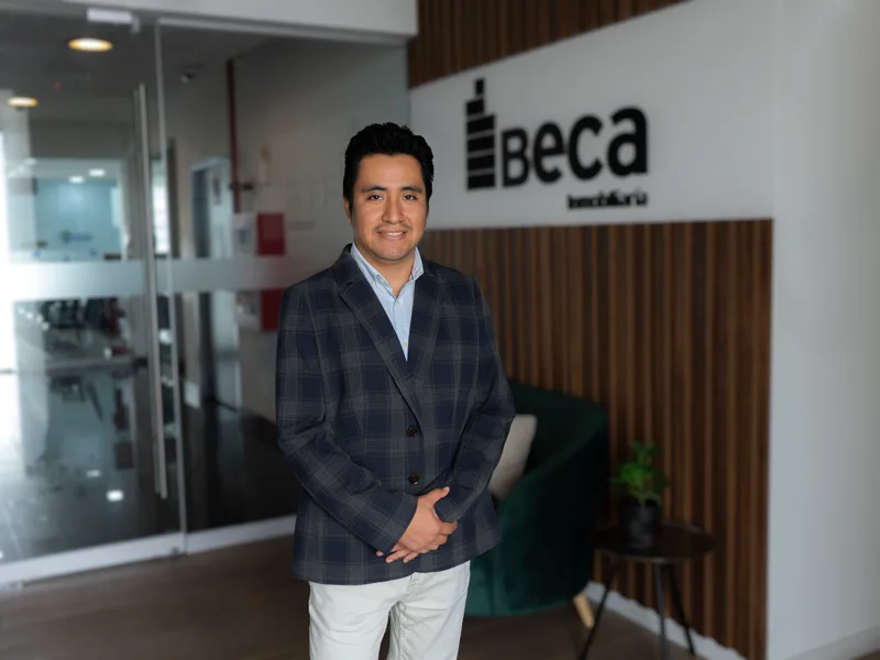 Henry Ochoa, Jefe de Contabilidad y Finanzas de BECA Inmobiliaria
