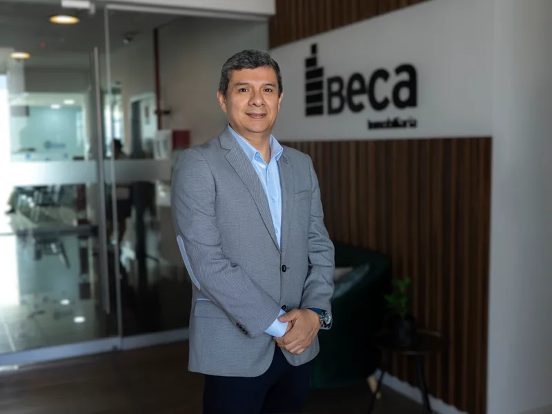 Máximo Dávila, Jefe de Ventas de BECA Inmobiliaria