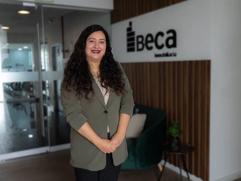 Yessica Sanchez, Jefe de Post Venta y Experiencia del Cliente de BECA Inmobiliaria